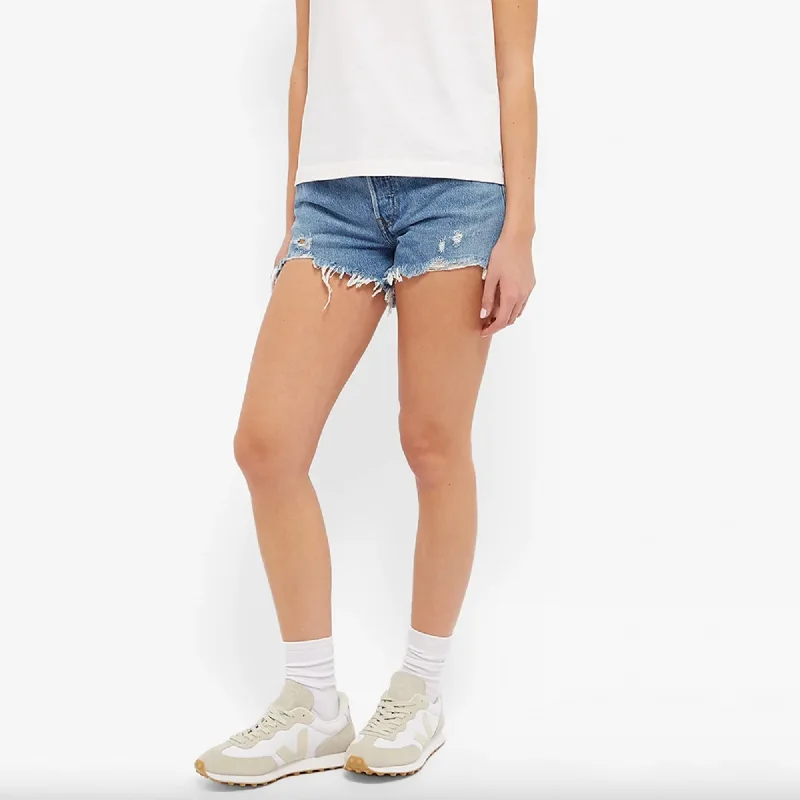 casual khaki shorts for beach -Levi's 501 Original Short