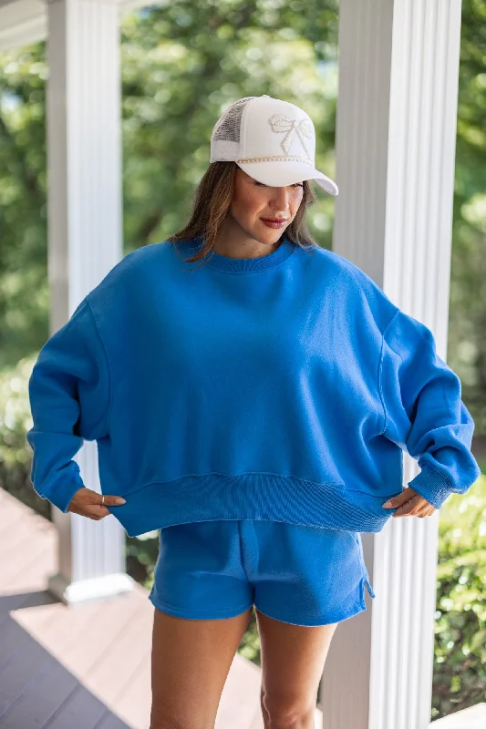 peach graphic sweatshirts -Casually Extra Blue Knit Sweatshirt